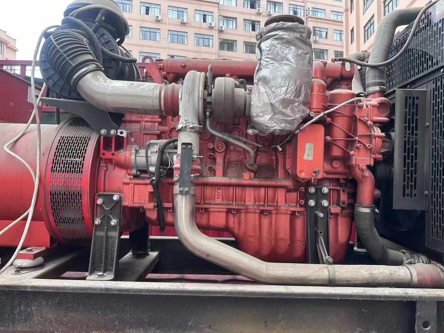 五指山如何选择适合 600kW 柴油发电机组的过载保护器？